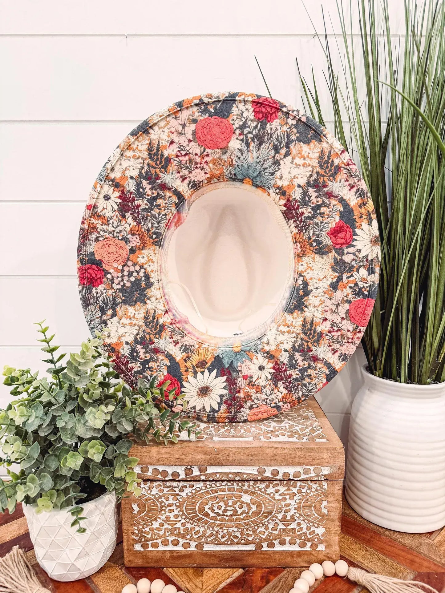 Floral Print Hat: Mocha