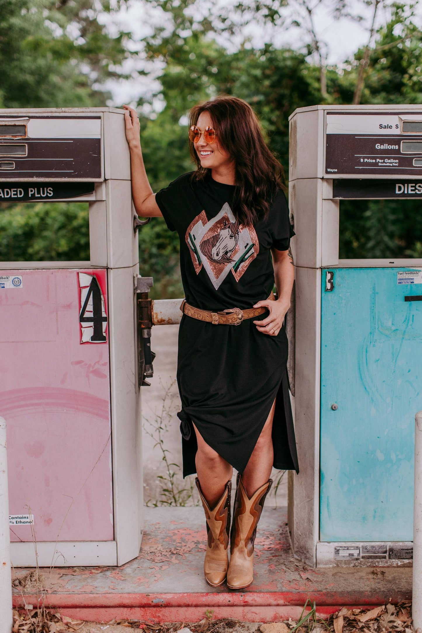 Desperado Sequin Embroidered Tee Dress: Black