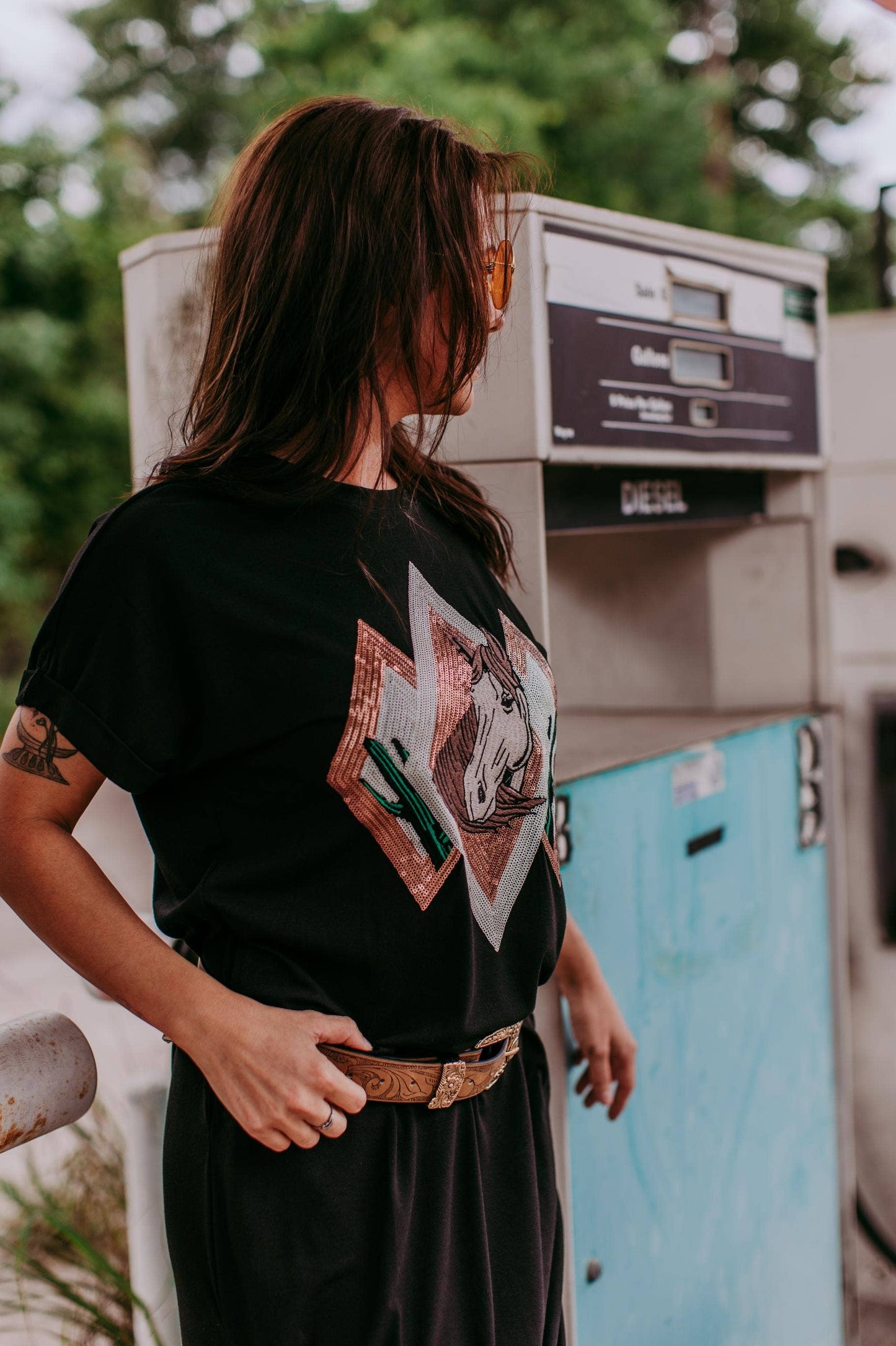 Desperado Sequin Embroidered Tee Dress: Black