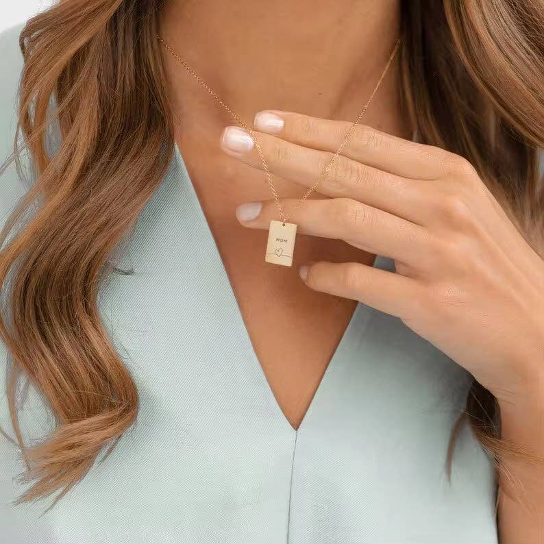 Mothers Day Necklace - "MOM" pendat and chain